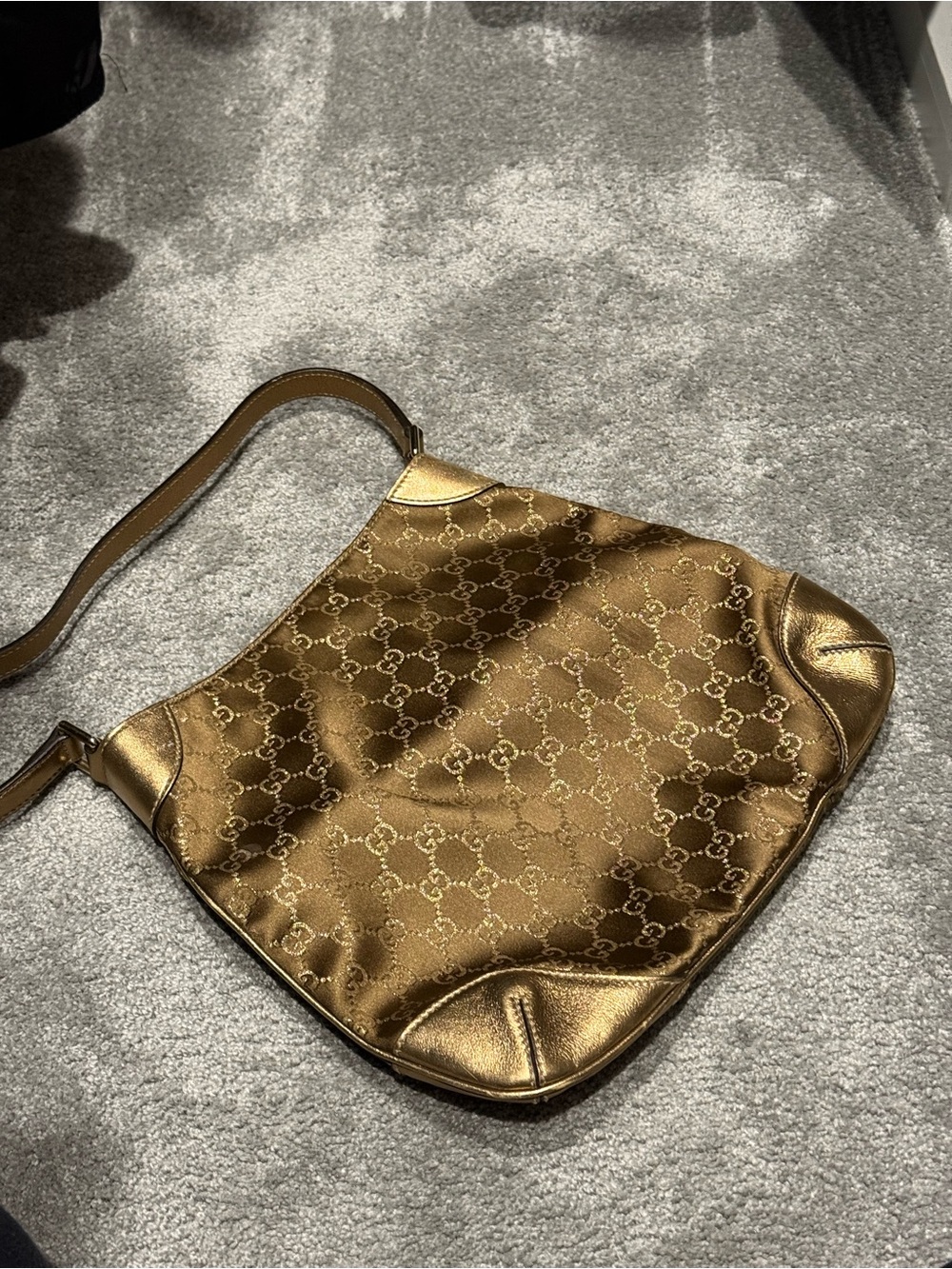 Gucci Brown Gold GG Monogram Shoulder Bag - Picture 3 of 4